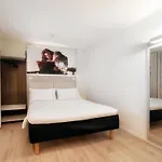 Ξενοδοχείο Ibis 3*