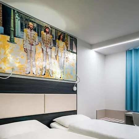 Ibis 3* 로카르노