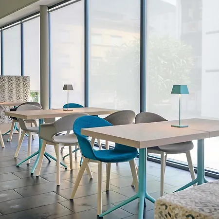 Ξενοδοχείο Ibis 3*