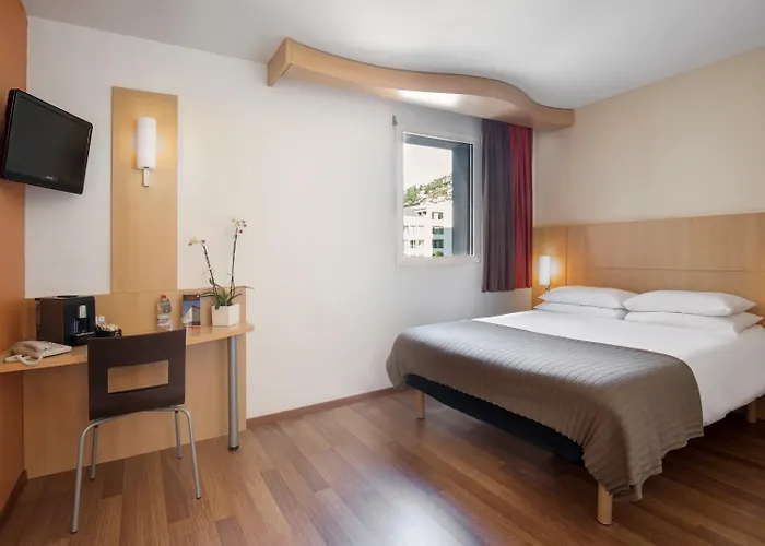 Ibis 3* 로카르노