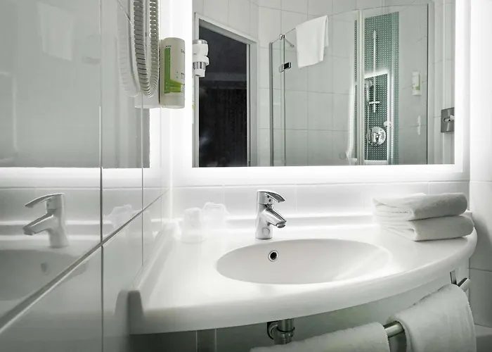 Ibis 3* 로카르노