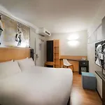 ホテル Ibis 3*