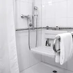 Ibis ホテル 3*