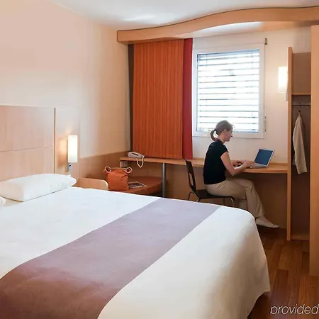 Ibis Hotel