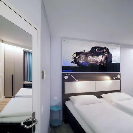 Ibis Hotel 3*