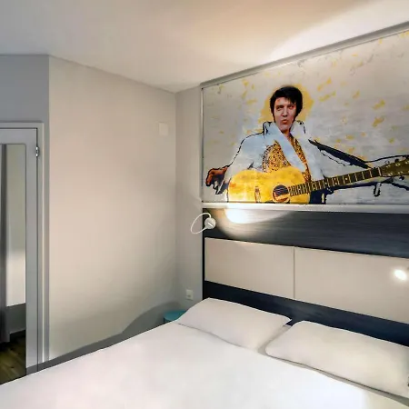 Ibis Hotel 3*