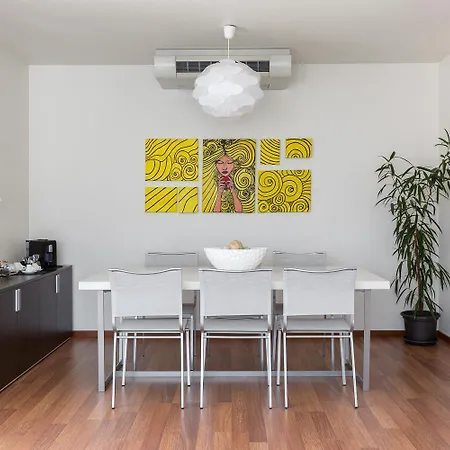 Ibis 3*