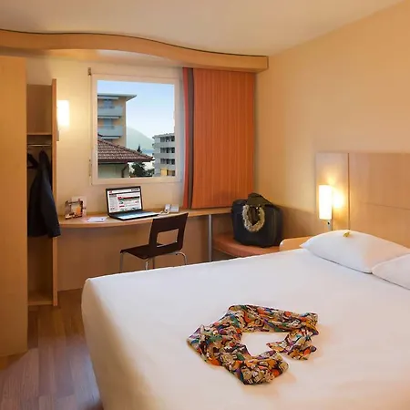 Ibis Szálloda
